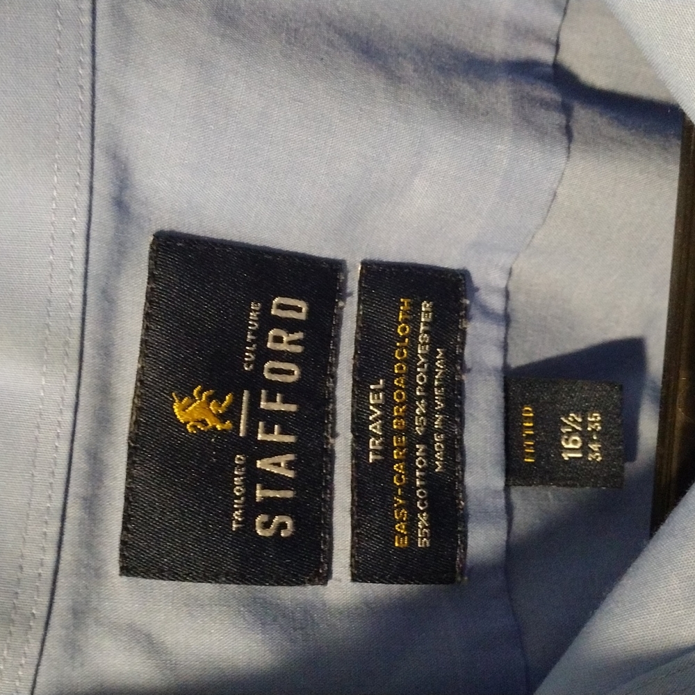 Stafford Travel Men's Dress Shirt - Picture 2 of 6